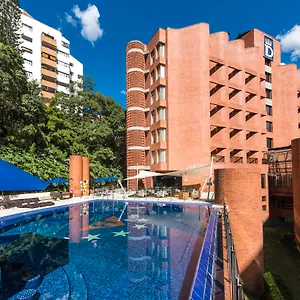 Dann Carlton Belfort ***** Medellín