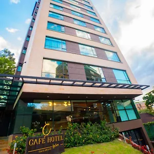 Café **** Medellín